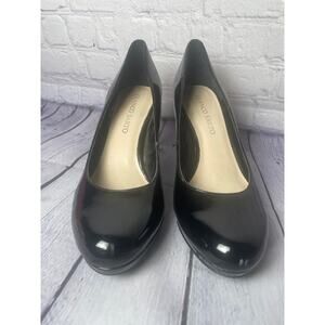 Franco Sarto Women's Size 9.5 M
Black Shiny Almond Toe L-Baroque
Pump Heel EUC
